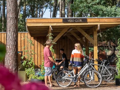  Camping Le Tedey - Gironde