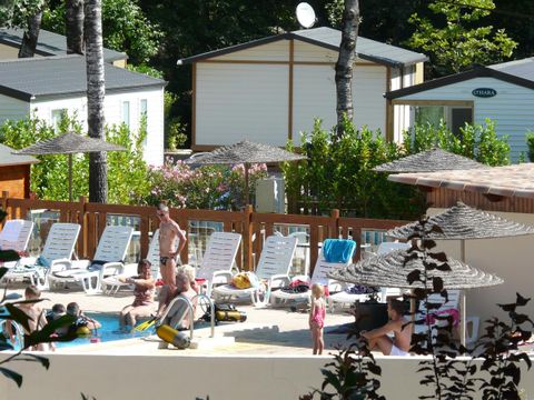 Camping  Au Vallon Rouge - Alpes-Maritimes