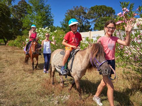 Camping Domaine d'Anghione - Corse du Nord
