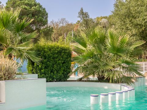 Camping Domaine de Gaujac - Camping Paradis - Gard