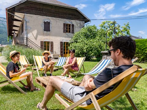 Camping Romanée - la Ferme de la Serraz - Haute-Savoie