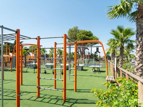 Camping Club Les Tamaris 5* - MS VACANCES - Pyrénées-Orientales