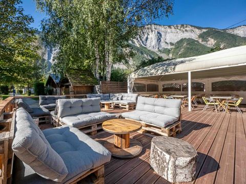 Camping Le Colporteur - Ciela Village - Isère