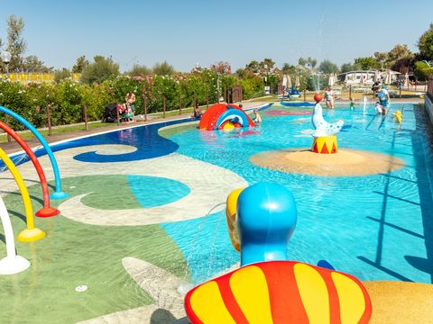 Club Del Sole Spina Family Collection - Ferrare