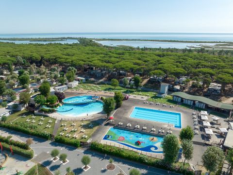 Club Del Sole Spina Family Collection - Ferrare