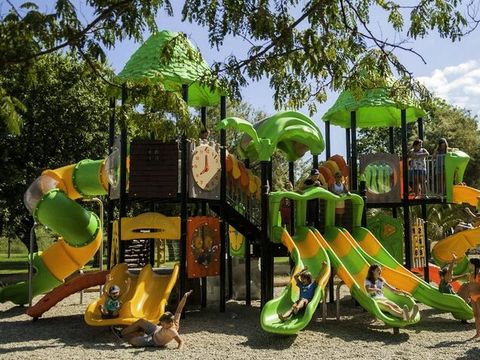 Camping Marina d'Erba Rossa - Corse du Nord