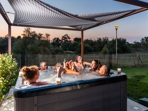 Camping Marina d'Erba Rossa - Corse du Nord