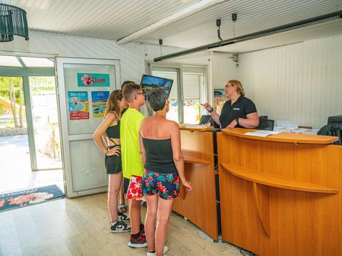 Camping Oléron Loisirs   - Charente-Maritime