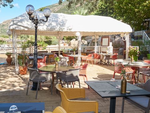 Camping Les Oliviers - Corse du Sud