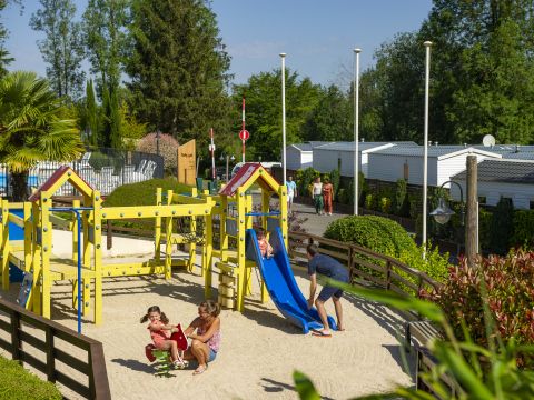 Camping Le Chêne Gris - Seine-et-Marne