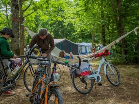Camping Ushuaïa Villages Au Bois Joli - Yonne