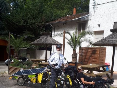 Camping Bois et Toilés - Drome