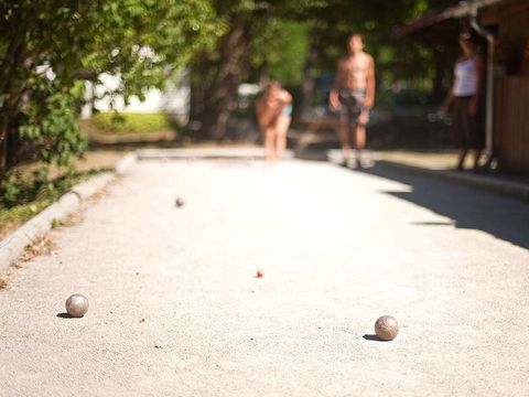 Camping Des Neiges - Savoie