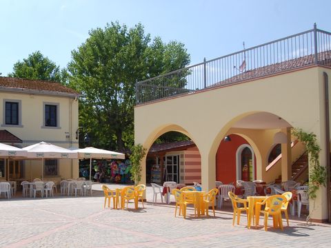 Viareggio Family Collection - Lucques