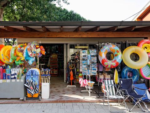 Viareggio Family Collection - Lucques