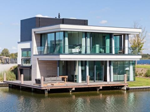 Roompot Harbour Village - Middelburg