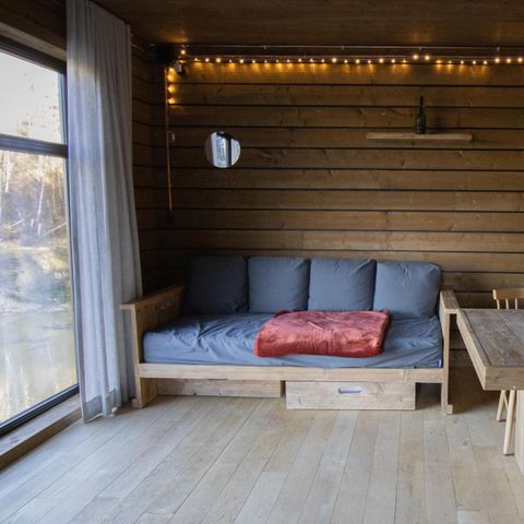 HÉBERGEMENT INSOLITE 3 personnes - Petite maison Confort doux avec bain à remous
