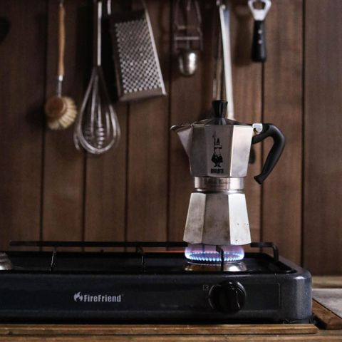 HÉBERGEMENT INSOLITE 5 personnes - Petite maison Classic avec bain à remous