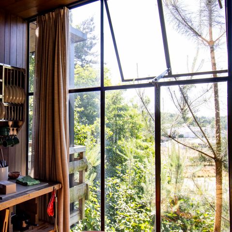 HÉBERGEMENT INSOLITE 5 personnes - Petite maison Cabine d'eau avec bain à remous