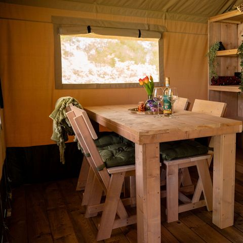 TENTE TOILE ET BOIS 4 personnes - Lake Lodge avec installations sanitaires