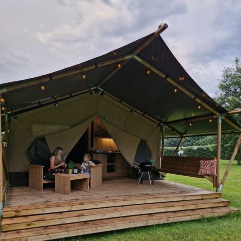 TENTE TOILE ET BOIS 4 personnes - Forest Lodge avec sanitaires
