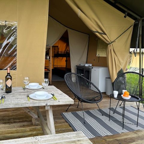 TENTE TOILE ET BOIS 6 personnes