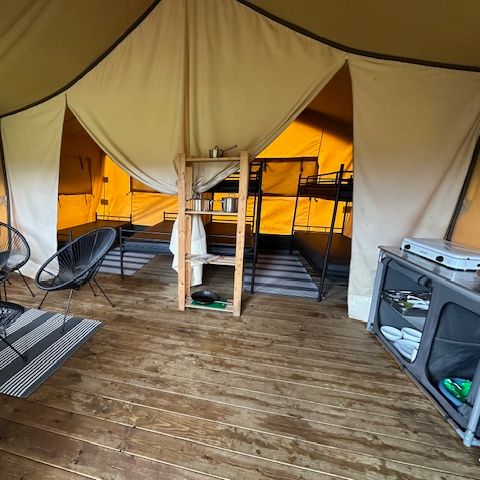 TENTE TOILE ET BOIS 6 personnes