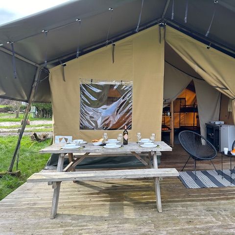 TENTE TOILE ET BOIS 6 personnes