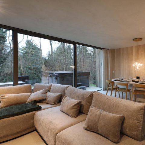 LODGE 8 personnes - avec jacuzzi