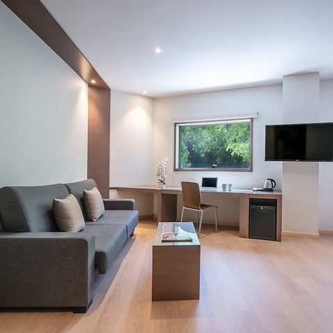 Chambre 4 personnes - JUNIOR SUITE 2 ADULTES + 2 ENFANTS (MOINS DE 12 ANS)