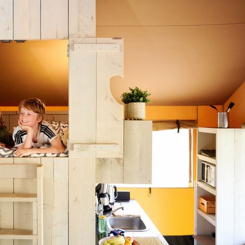 HÉBERGEMENT INSOLITE 6 personnes - Safari dans les arbres