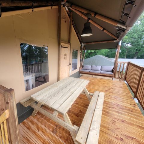 HÉBERGEMENT INSOLITE 6 personnes - Safari dans les arbres