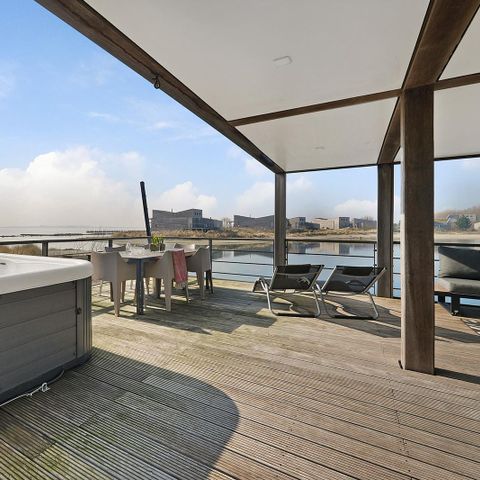 VILLA 4 personnes - Super VIP 5