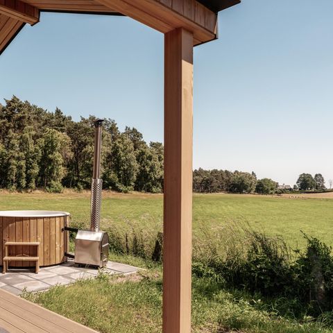 Lodge 4 personnes - Nature avec bain à remous