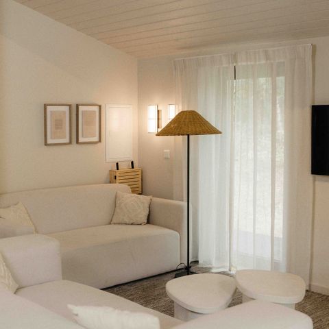 LODGE 5 personnes - Collines avec bain à remous