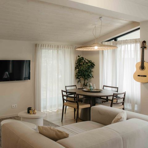 LODGE 4 personnes - Les collines avec Hottub