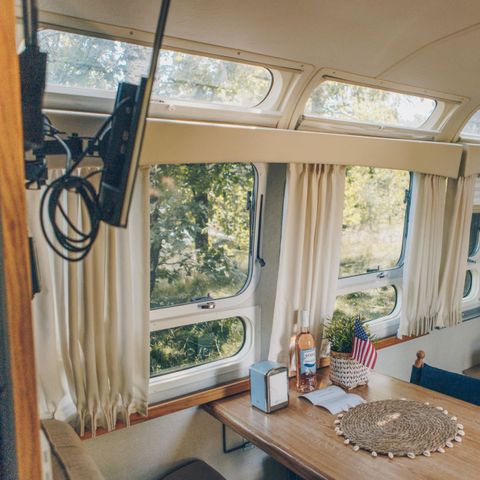 Hébergement 2 personnes - Airstream avec jacuzzi