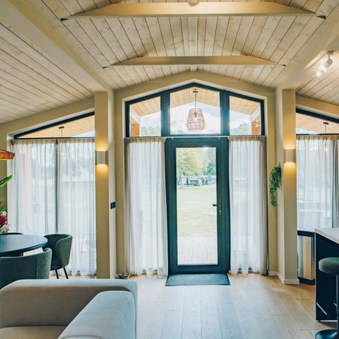 Lodge 4 personnes - Beach View Scandi avec jacuzzi