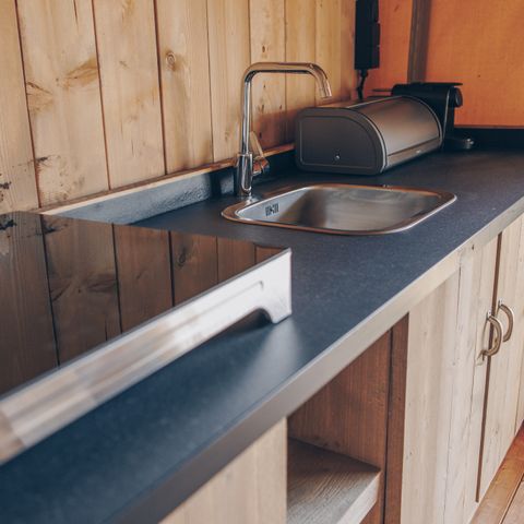 Lodge 6 personnes - Glamfield Premium avec jacuzzi