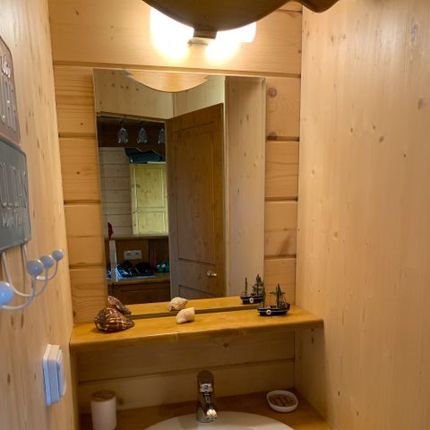 HÉBERGEMENT INSOLITE 5 personnes - Maison du capitaine (max. 3 adultes)