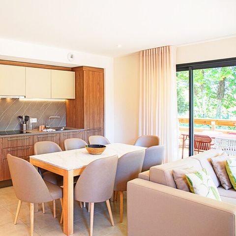 Villa 8 personnes - 3 chambres - Terrasse Spacieuse - Jardin privatif
