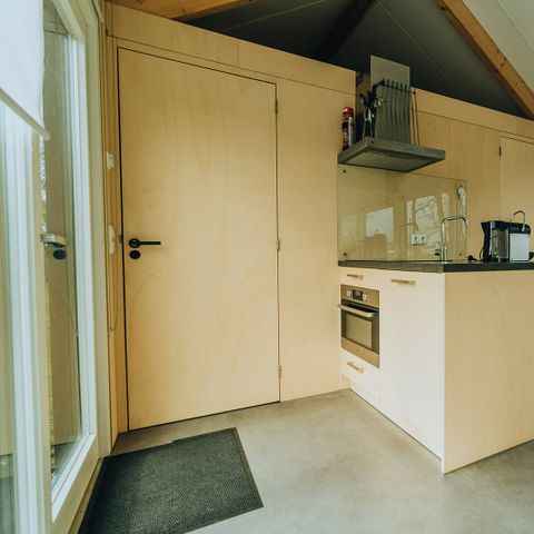 HÉBERGEMENT INSOLITE 6 personnes - Petite maison 't Kroaje C7