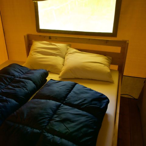 TENTE TOILE ET BOIS 5 personnes