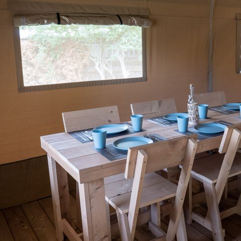 TENTE TOILE ET BOIS 5 personnes - y compris les toilettes