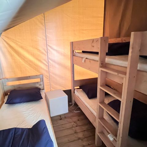 Tente en toile et en bois 5 personnes - y compris les toilettes