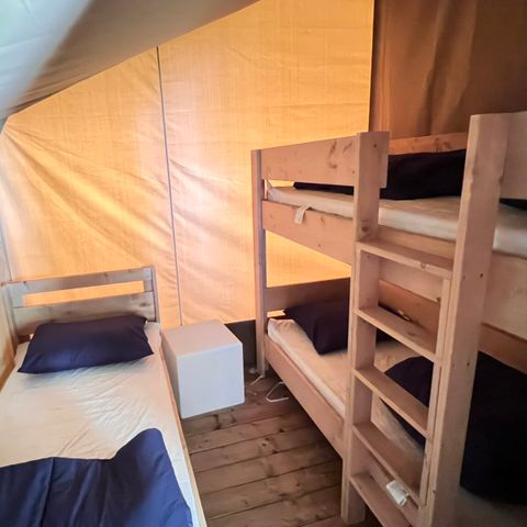 Tente en toile et en bois 5 personnes - y compris les toilettes