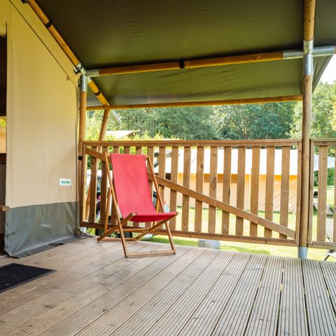Tente en toile et en bois 6 personnes - y compris les installations sanitaires
