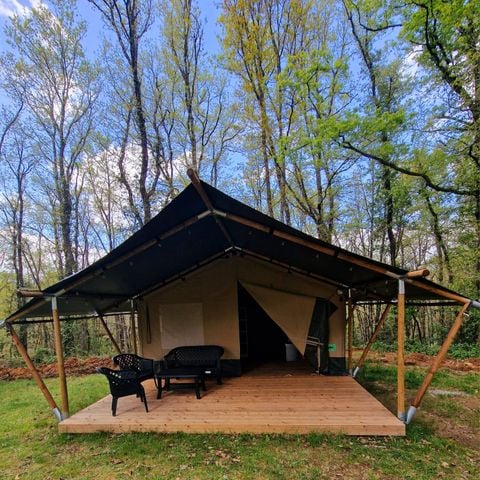 TENTE TOILE ET BOIS 6 personnes - y compris les toilettes