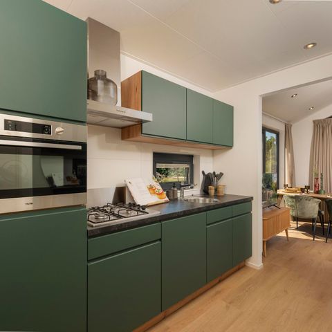 LODGE 4 personnes - Petite maison avec bain à remous