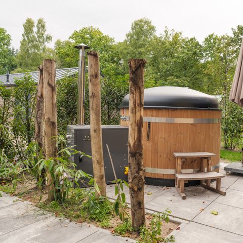 LODGE 4 personnes - Rosendael Confort avec bain à remous